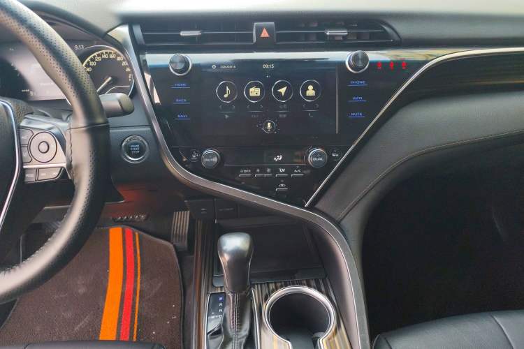 Used Toyota Camry 2019 2.0G Luxury Edition China VI Standard