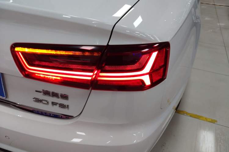 Used Audi A6L 2016 30 FSI Special Edition Right Rear Taillight
