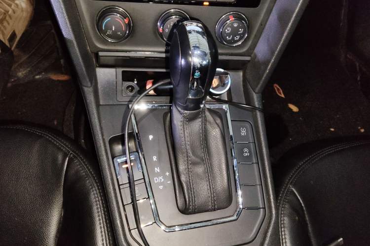 Used Volkswagen Lamando 2019 230TSI DSG Fashion Edition China VI