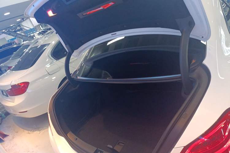 Used Mercedes-Benz C-Class 2015 C 300 Sport Edition