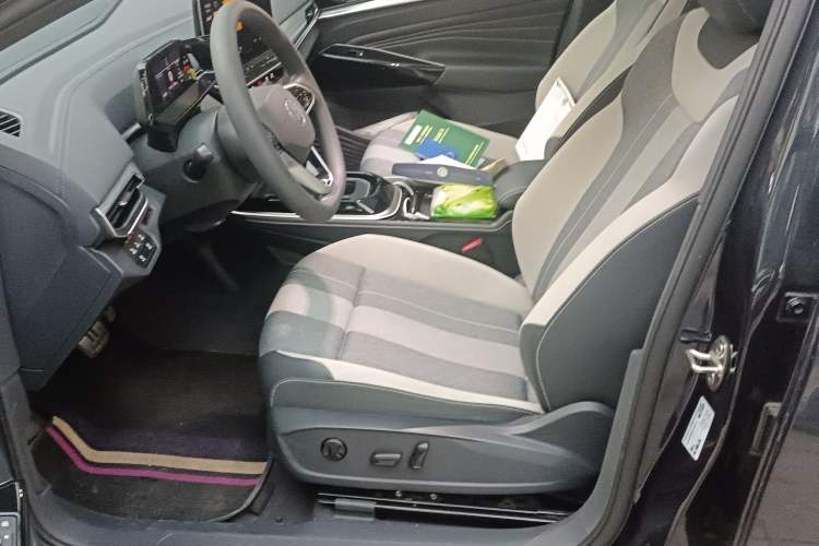 Used Volkswagen ID.4 CROZZ 2022 Pure Edition Limited Edition Left Front Seat