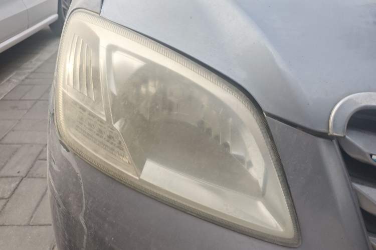 Used FAW Xiali N5 2011 1.3L Manual Luxury Edition Right Front Headlight