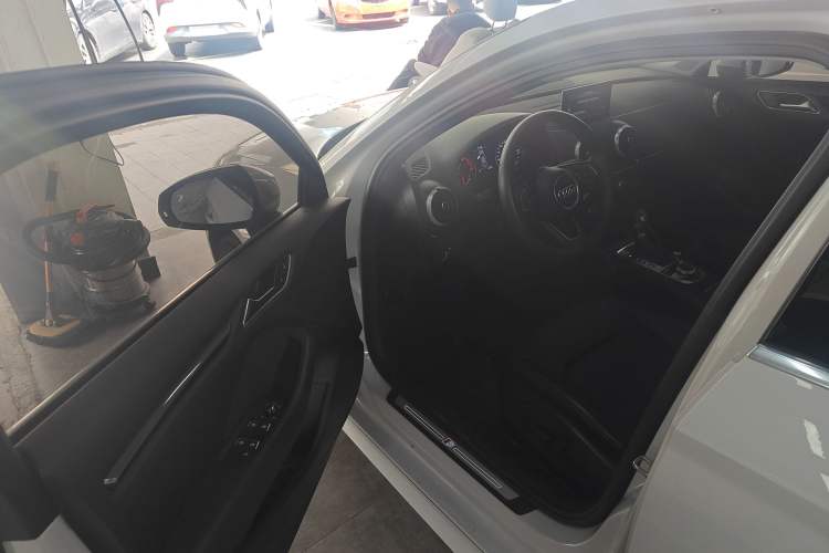 Used Audi A3 2020 Limousine 35 TFSI Fashion Edition China VI Emission Standard
