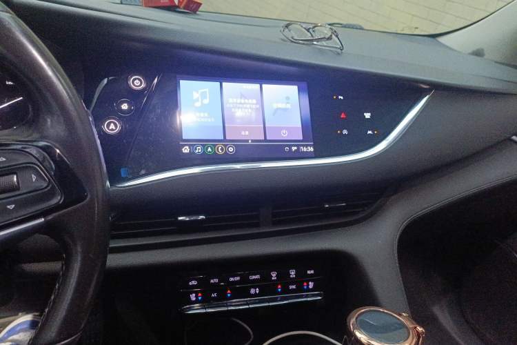 Used Buick Enclave 2020 28T Two-Wheel Drive Prestige Version