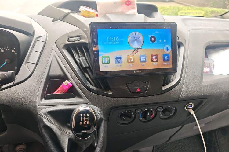 Used Ford Transit 2020 2.0T Diesel Multi-Function Commercial Vehicle Mid-Chassis Low-Roof Design with Dual Rear Doors Meeting China VI Emission Standards
