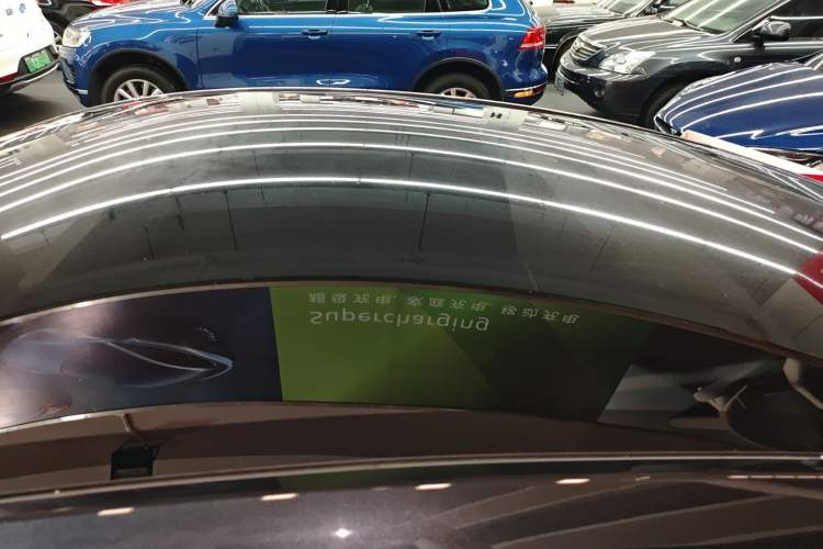 Used Tesla Model Y 2025 Rear-Wheel Drive First Edition Roof