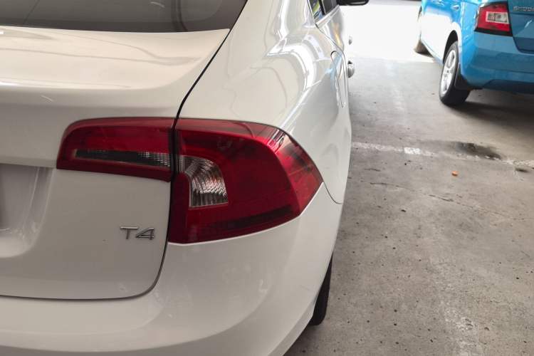 Used Volvo S60 2017 S60L T4 Smart Range Edition