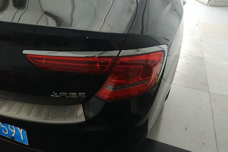 Used Buick LaCrosse 2016 20T Elite Edition Right Rear Taillight