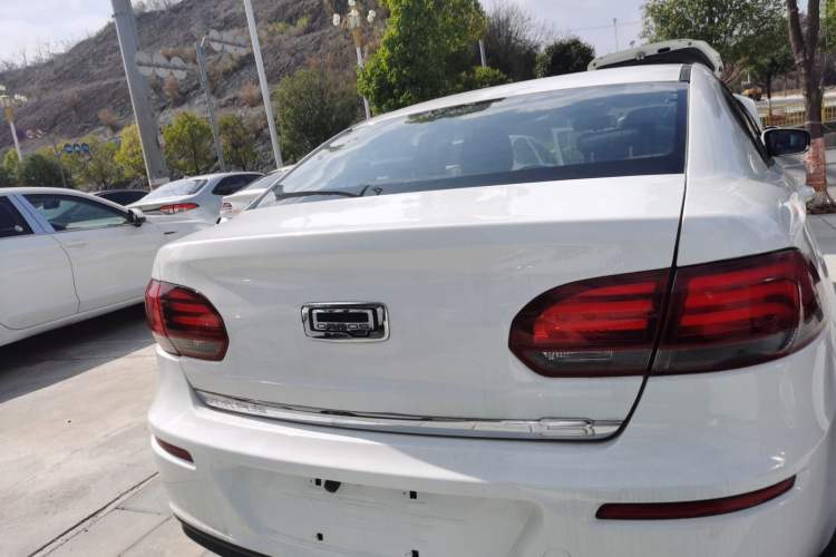 Used Qoros 3 2018 Sedan 1.6L Automatic Leading Model Rear