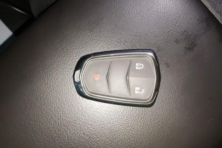 Used Cadillac XT5 2018 28E Four-Wheel Drive Tech Version Vehicle Key