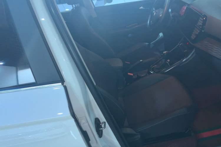 Used Jetta VS5 2019 280TSI Automatic Glory Edition Right Front Seat