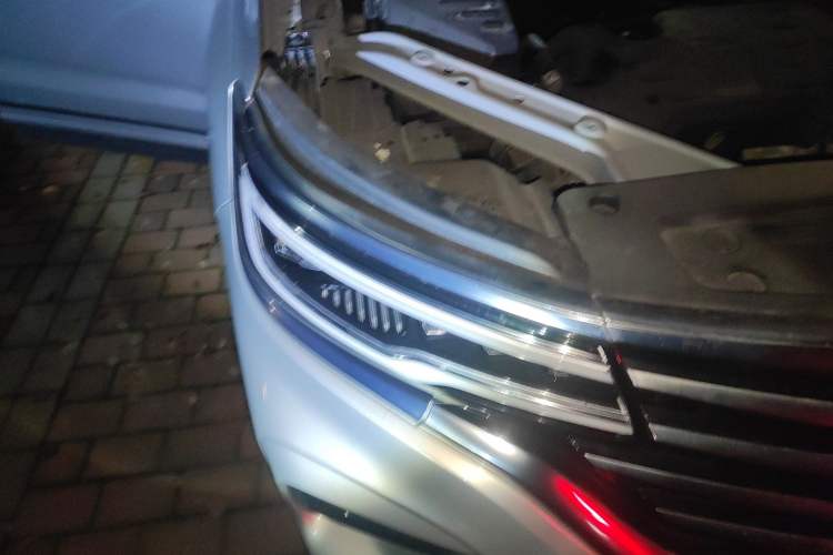 Used Roewe RX5 eMAX 2020 500 PHEV Smart Cabin Flagship Edition Right Front Headlight