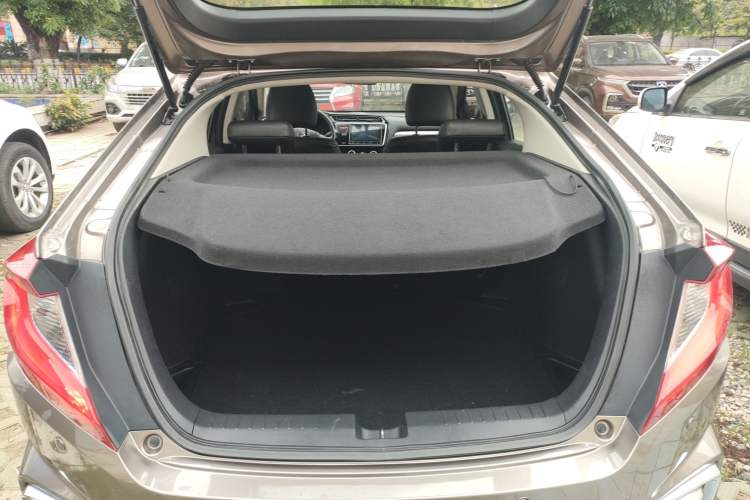 Used Honda Gienia 2017 1.5L CVT Comfort Version Trunk