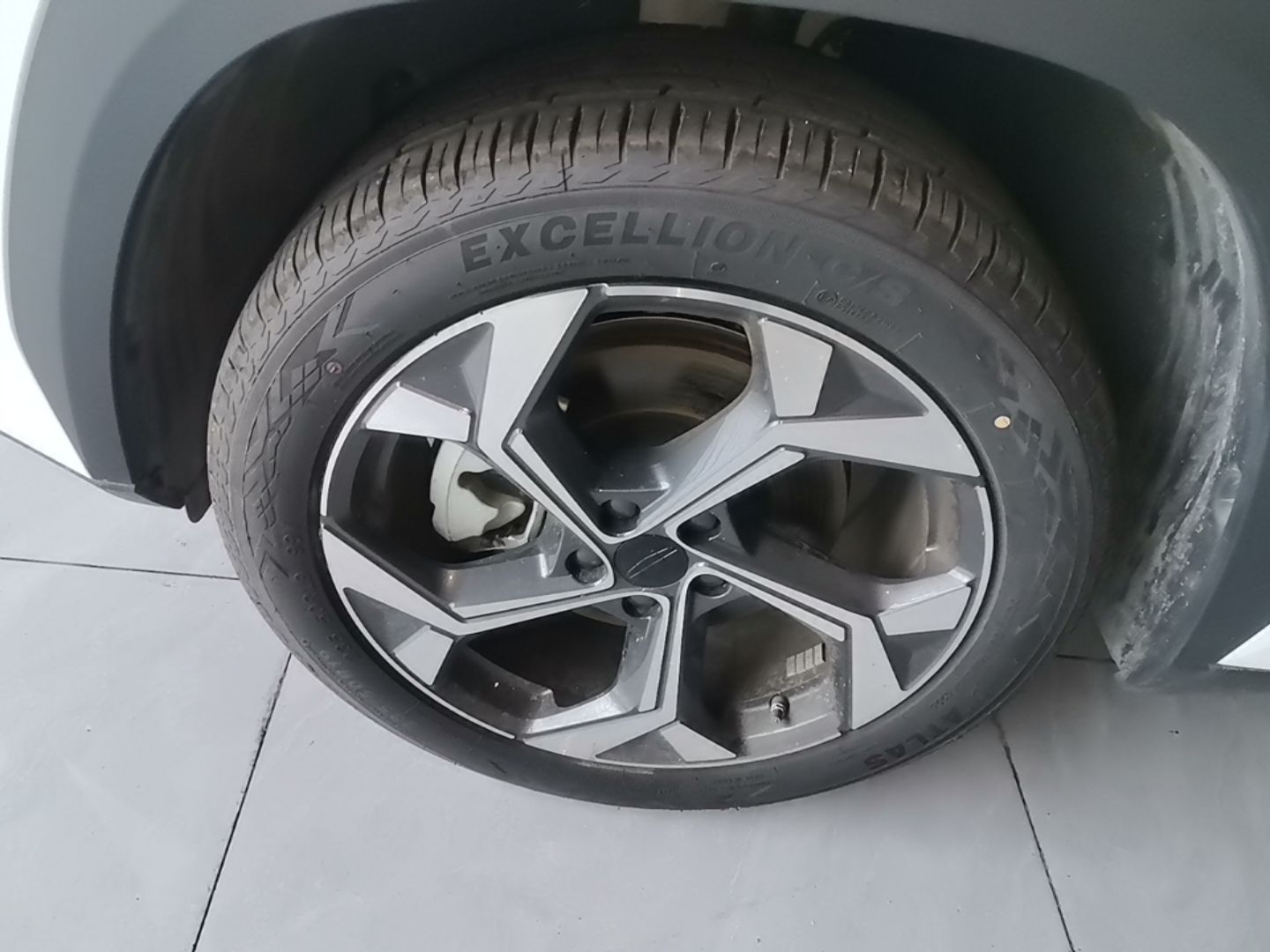 Geely Auto FX11 2024 1.5TD DCT Prestige Edition — снимка 10