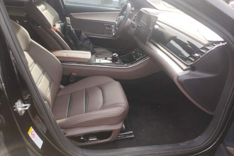 Used BYD Han 2020 DM Four-Wheel Drive Performance Edition Luxury Model Right Front Seat