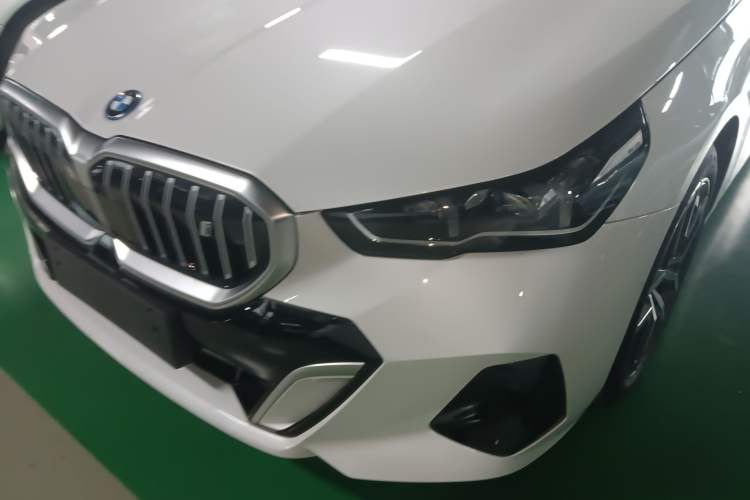 Used BMW i5 2025 eDrive 40L M Sport Package
