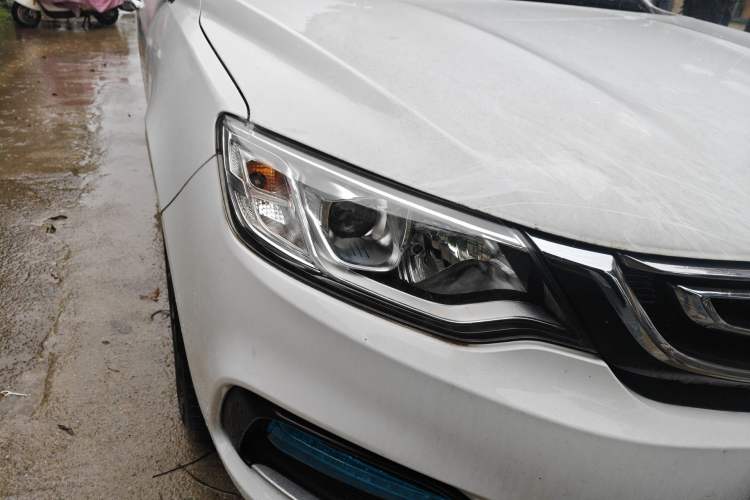 Used Geely Auto Vision 2018 1.5L Manual Happiness Edition Right Front Headlight