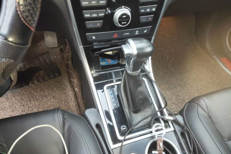 Used Haval H2 2017 Red-Label 1.5T Automatic Two-Wheel Drive Luxury Model