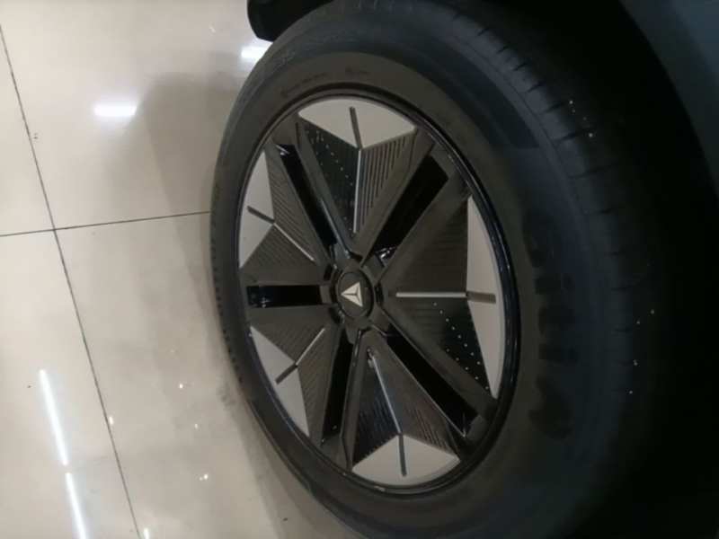 Used Deepal S07 2023 121Max Range-Extended Version — 25