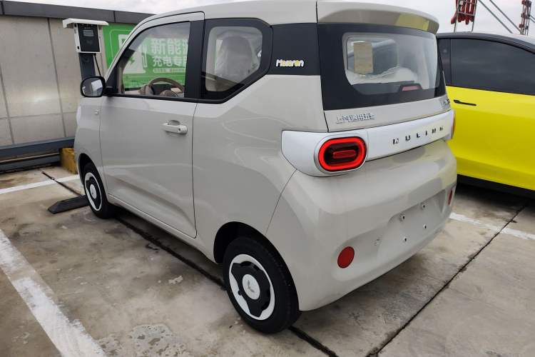 Used Wuling Hongguang MINIEV 2024 3rd Generation 215km Youth Edition