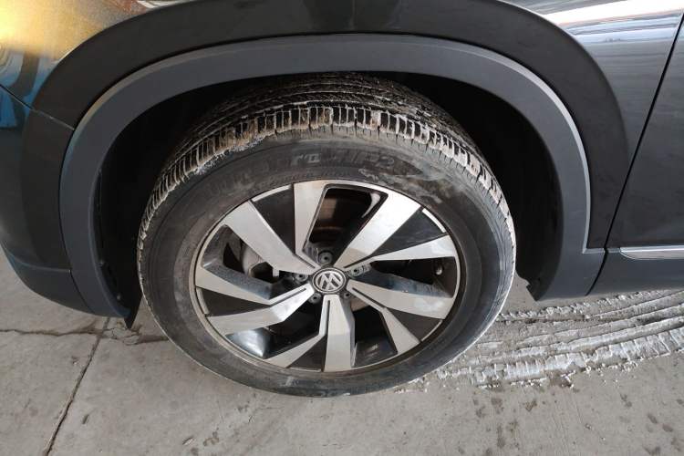 Used Volkswagen Tayron 2020 330TSI Two-Wheel Drive Luxury Smart Connectivity Version
