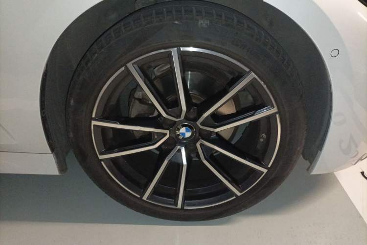 Used BMW 3 Series 2021 Second Facelift 325Li M Sport Package