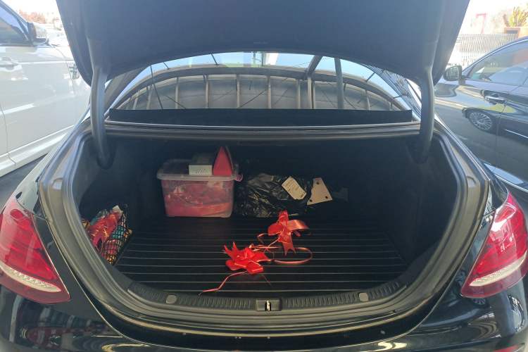 Used Mercedes-Benz E-Class 2020 E 300 L Stylish Model Trunk