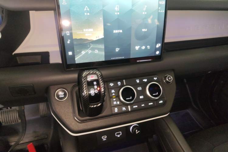 Used Land Rover Defender 2024 110 3.0T P400 X-DYNAMIC HSE