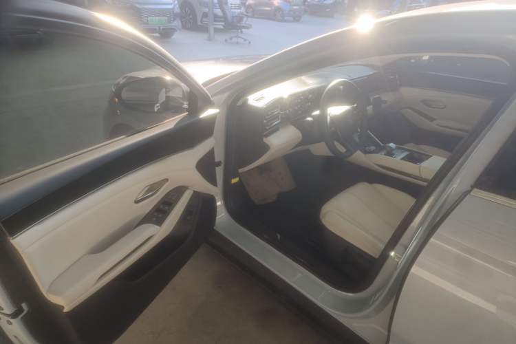 Used BYD Qin L 2024 DM-i 80KM Leading Model