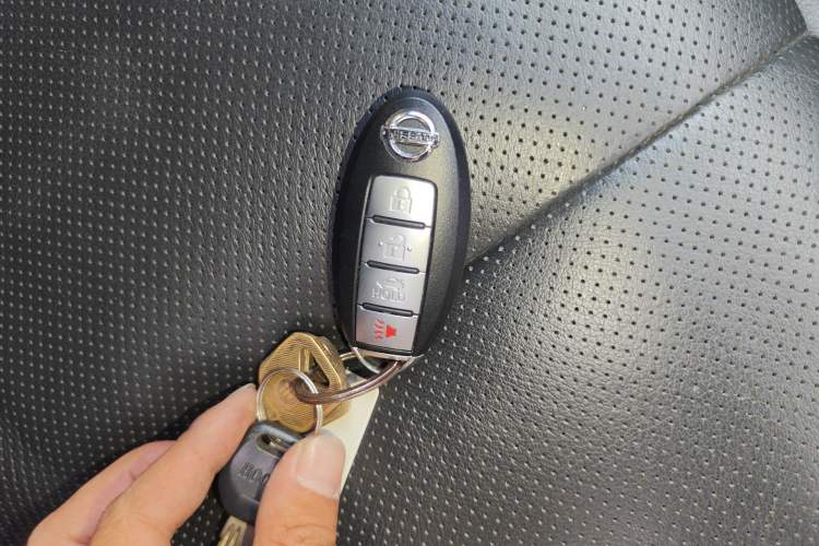 Used Nissan Teana 2012 2.5L XV VIP Cloud Security Edition Vehicle Key