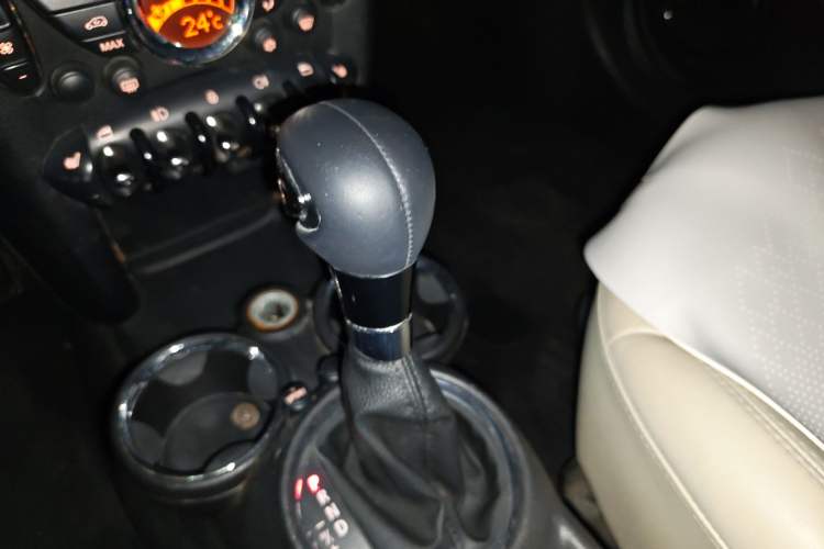 Used MINI 2011 1.6T COOPER S
