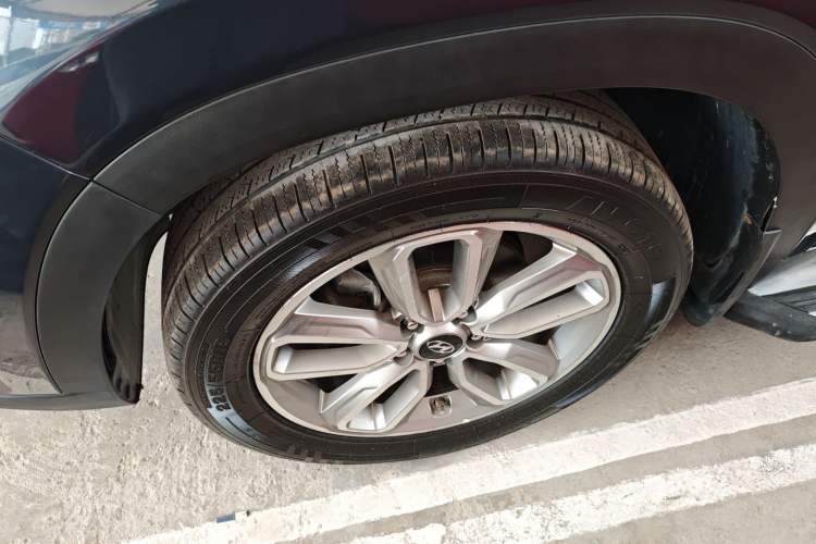 Used Hyundai ix35 2018 2.0L Automatic 2WD Zhiyong·Changxiang Edition Left Front Wheel Hub