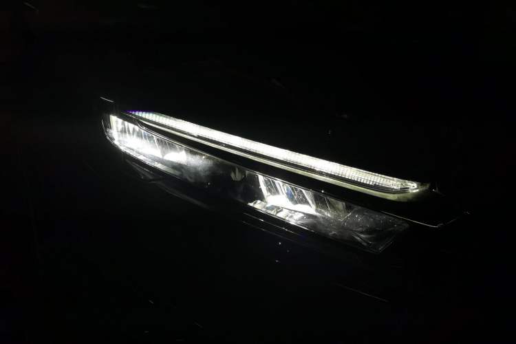 Used Honda CR-V 2024 2.0L eHEV Two-Wheel Drive Smart Edition