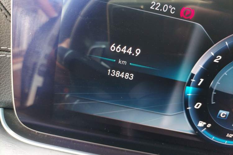 Used Mercedes-Benz E-Class 2018 Facelift E 200 L Sport 4MATIC
