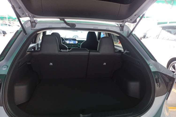 Used Venucia V DD-i 2023 60km iD Version