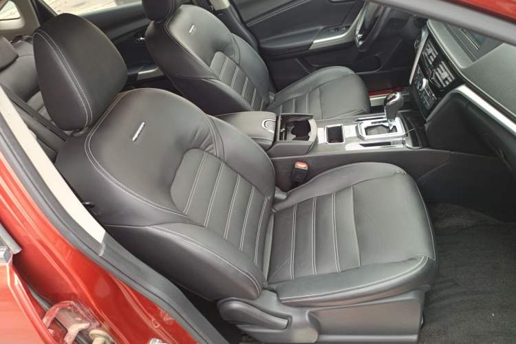 Used Venucia T90 2017 2.0L CVT Smart Edition Right Front Seat