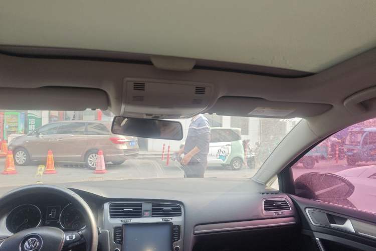 Used Volkswagen Golf 2014 1.6L Automatic Comfort Model