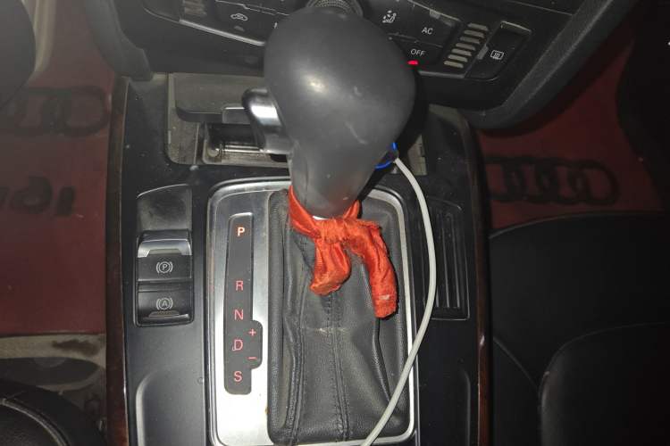 Used Audi A4L 2011 2.0 TFSI Comfort Model