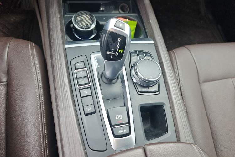 Used BMW X5 2017 xDrive28i
