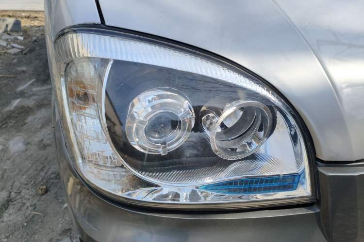 Used JAC Group Refine 2011 2.4L Government Procurement Version Manual Luxury Trim