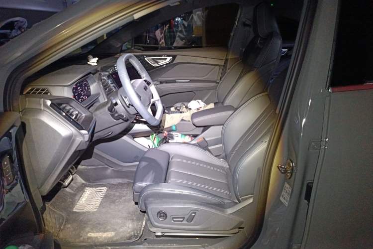 Used Audi Q4 e-tron 2024 40 e-tron Boundary Edition Left Front Seat