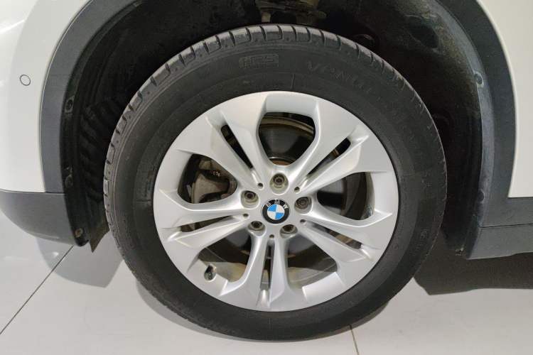 Used BMW X1 2016 sDrive18Li Premium Edition
