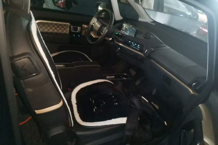 Used Baojun KiWi EV 2022 Designer Lite Edition Lithium Iron Phosphate
