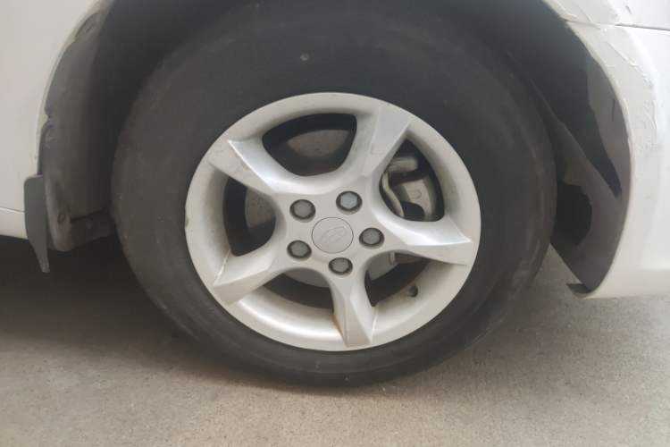 Used Geely Auto Emgrand 2014 Sedan 1.5L Manual Fashion Edition