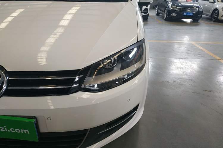 Used Volkswagen Sharan 2014 2.0 TSI Standard Model Left Front Headlight