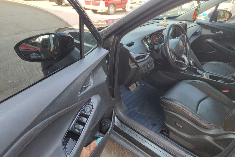 Used Chevrolet Orlando 2019 Redline 530T Automatic Enjoyment Version (5+2 Seating) China VI
