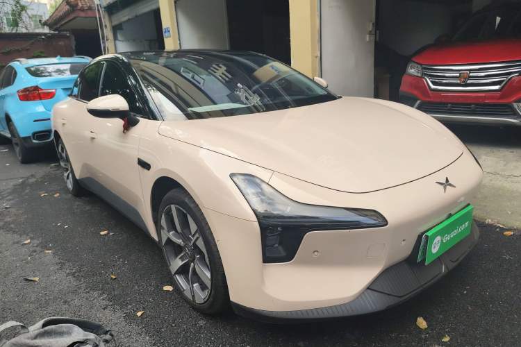 Used XPeng MONA M03 2024 580 with Ultra-Long Range Max Front Right 45 Deg