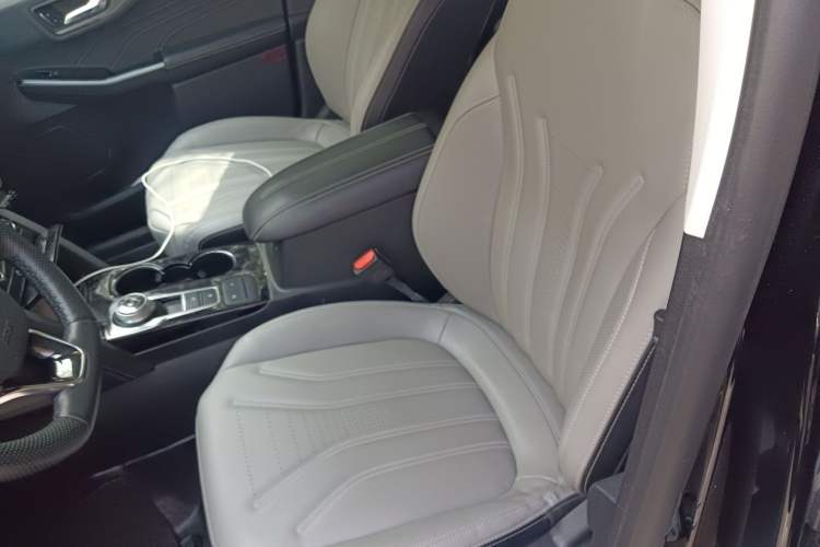 Used Ford Escape 2020 EcoBoost 245 Four-Wheel Drive Titanium Edition
