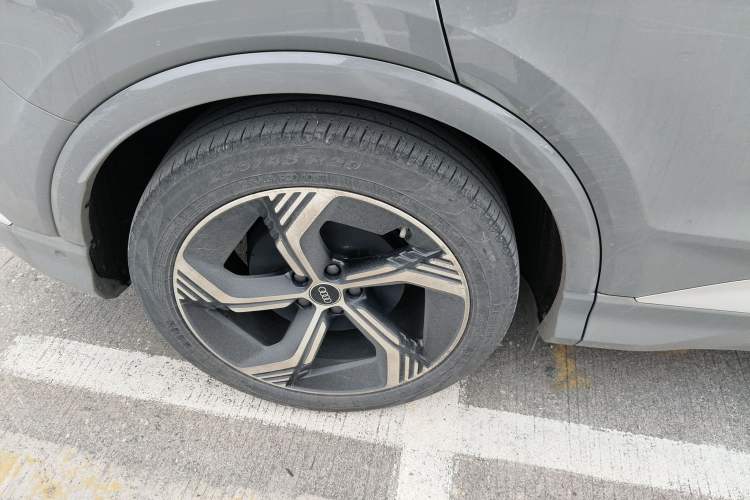 Used Audi Q4 e-tron 2022 40 e-tron Boundary Edition