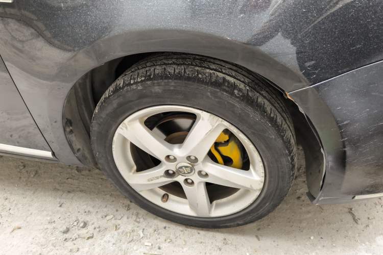 Used Bestune B90 2014 1.8T Automatic Luxury Model
